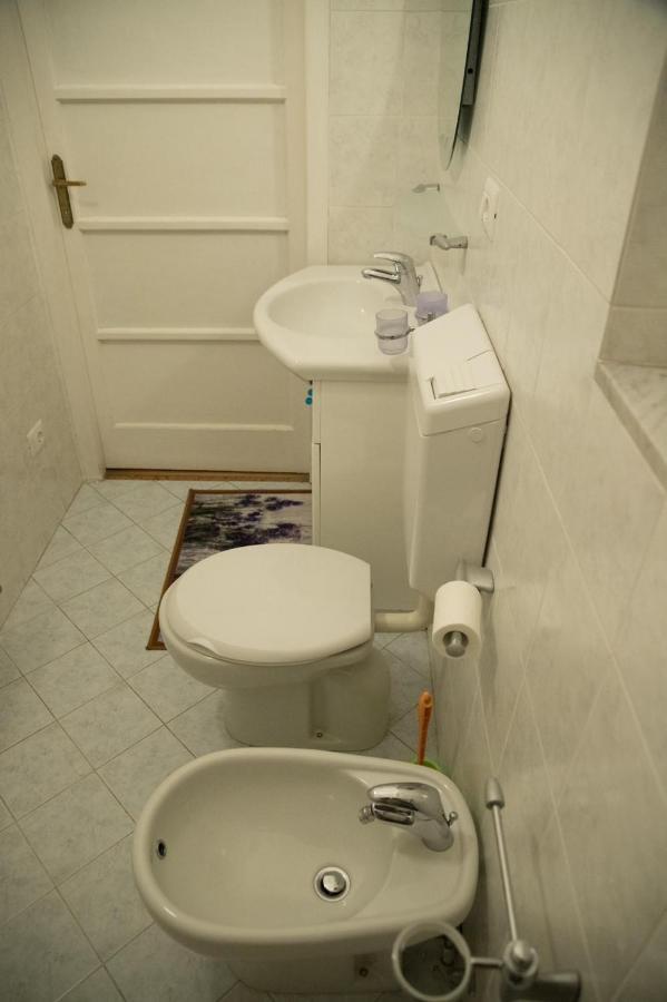 Grillo Apartment Levanto Exteriör bild